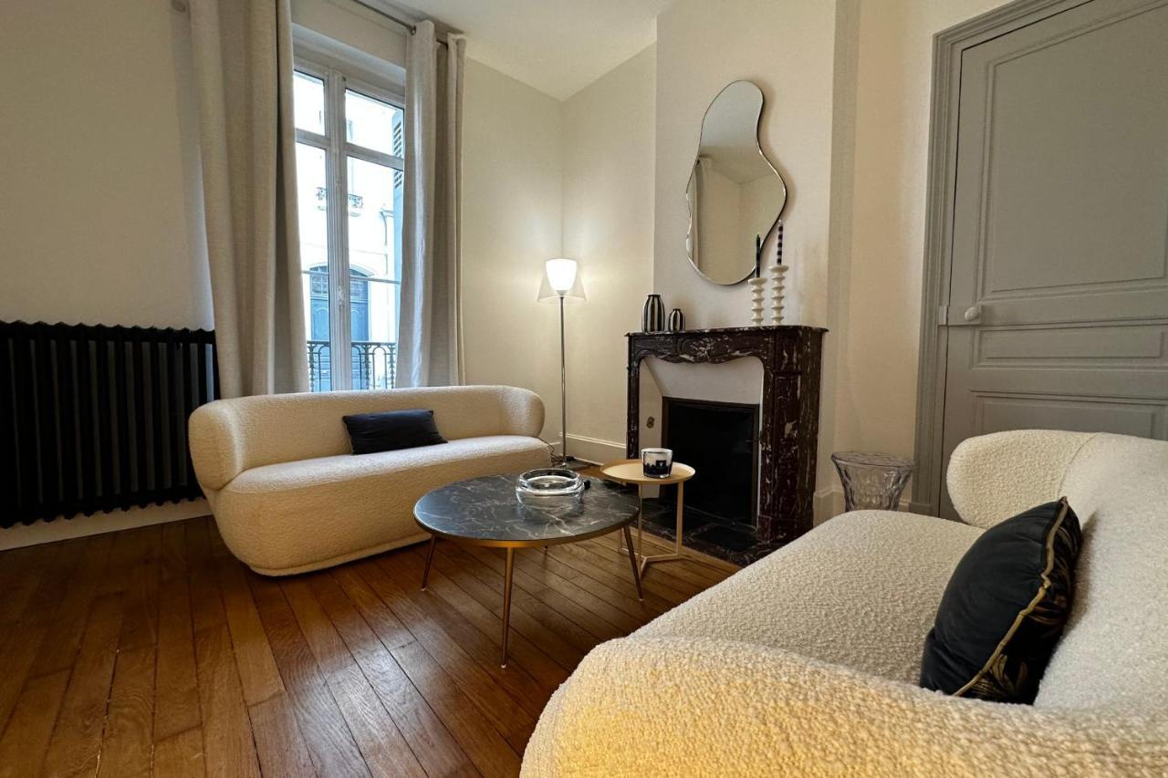Вилла In The Beautiful Districts Of Tours A "Particular" With Great Comfort Экстерьер фото