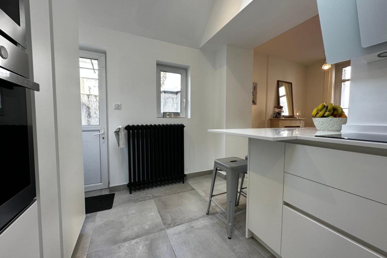Вилла In The Beautiful Districts Of Tours A "Particular" With Great Comfort Экстерьер фото